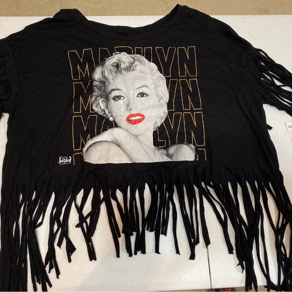 Marilyn Monroe Graphic Tee with Fringe Sleeves & Hem - Size M (7-9)